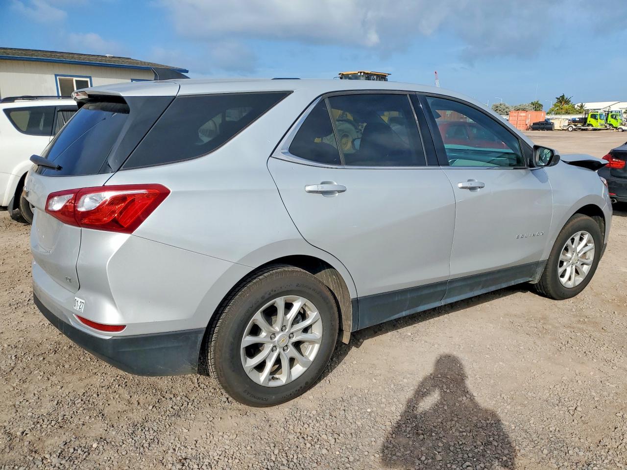 2019 CHEVROLET EQUINOX LT photo 5