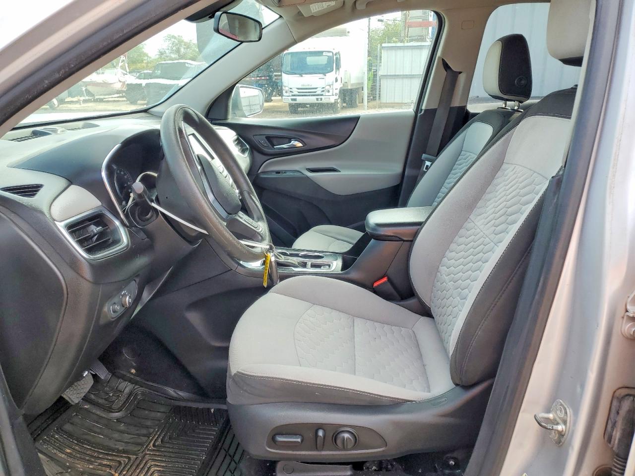 2019 CHEVROLET EQUINOX LT photo 13