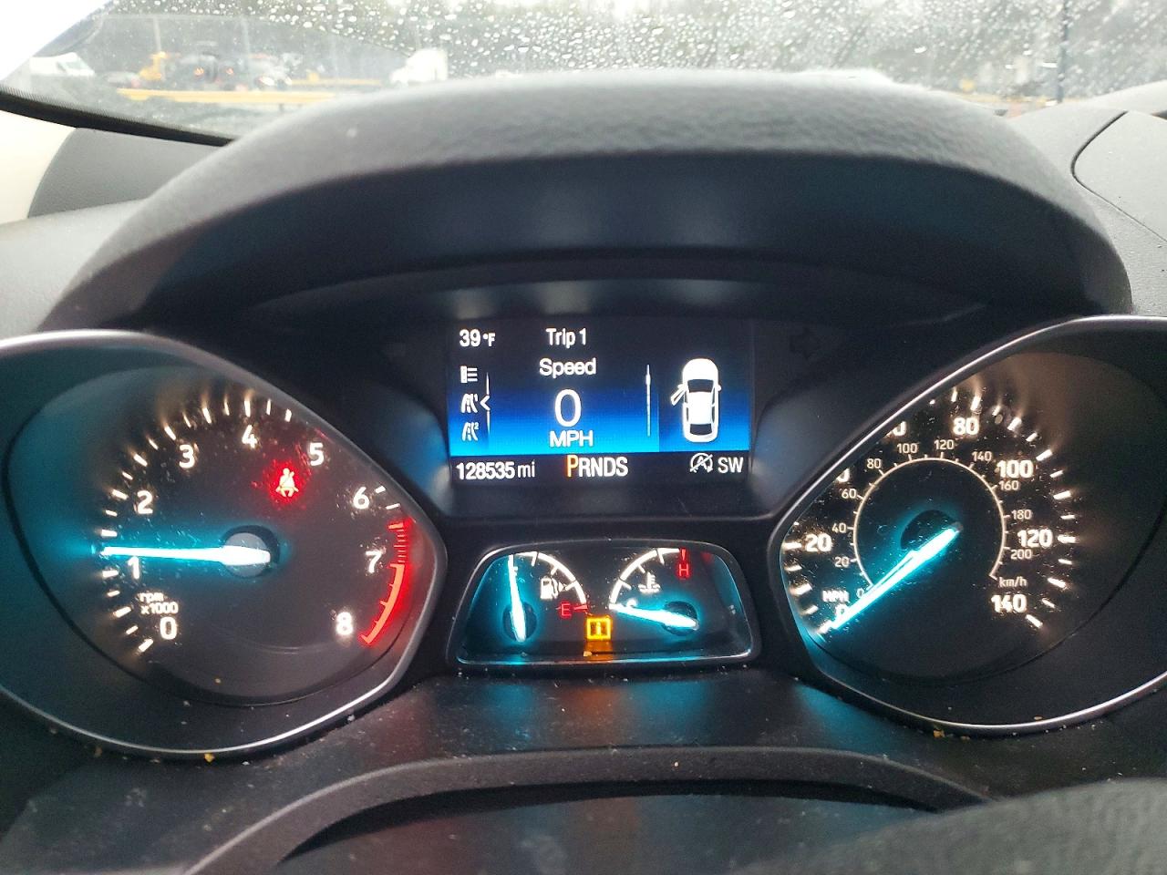 2017 FORD ESCAPE SE photo 9