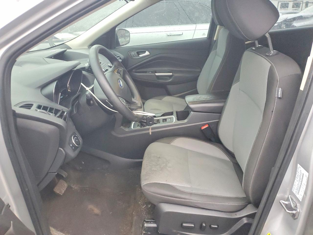 2017 FORD ESCAPE SE photo 7