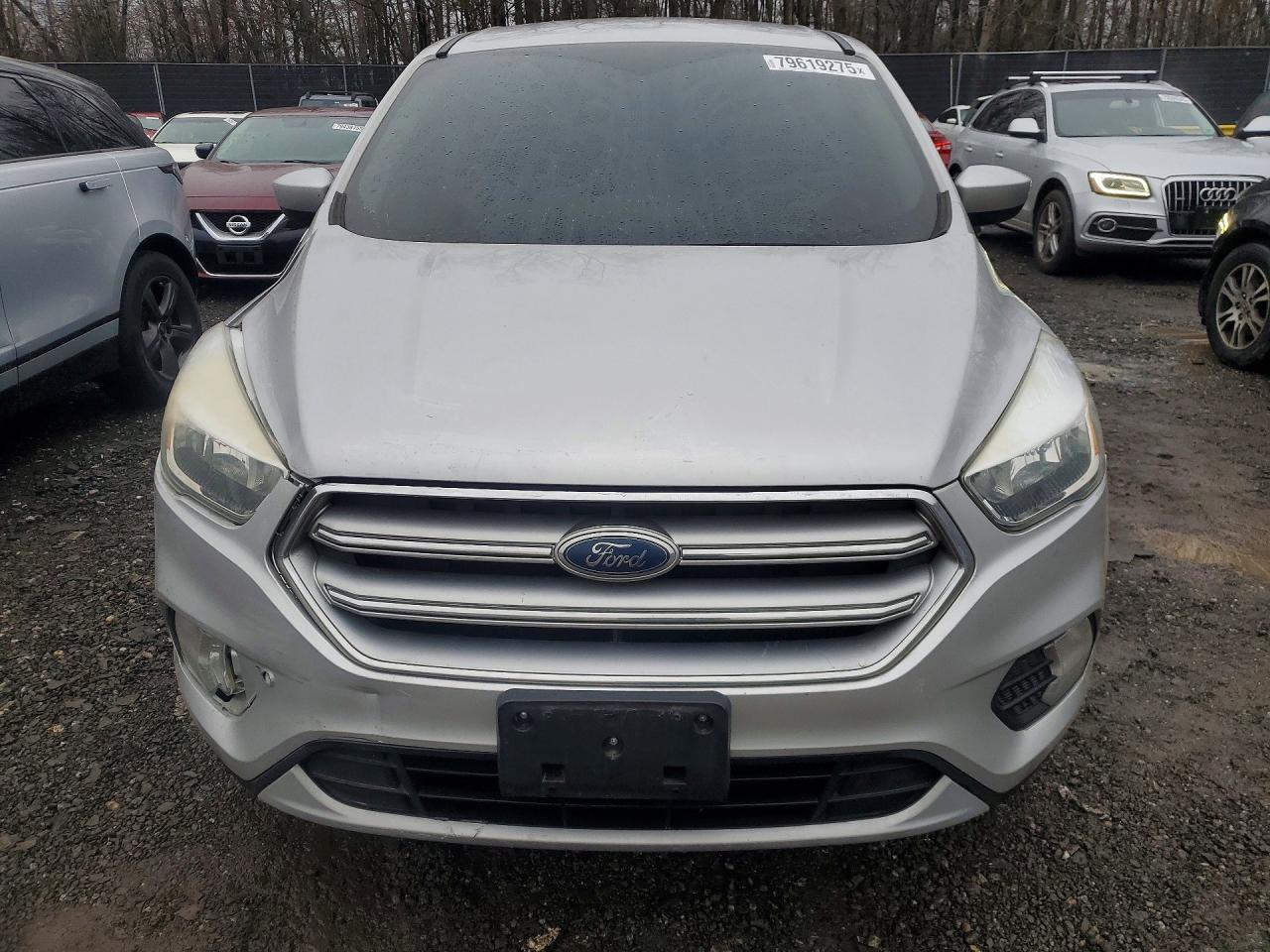 2017 FORD ESCAPE SE photo 5