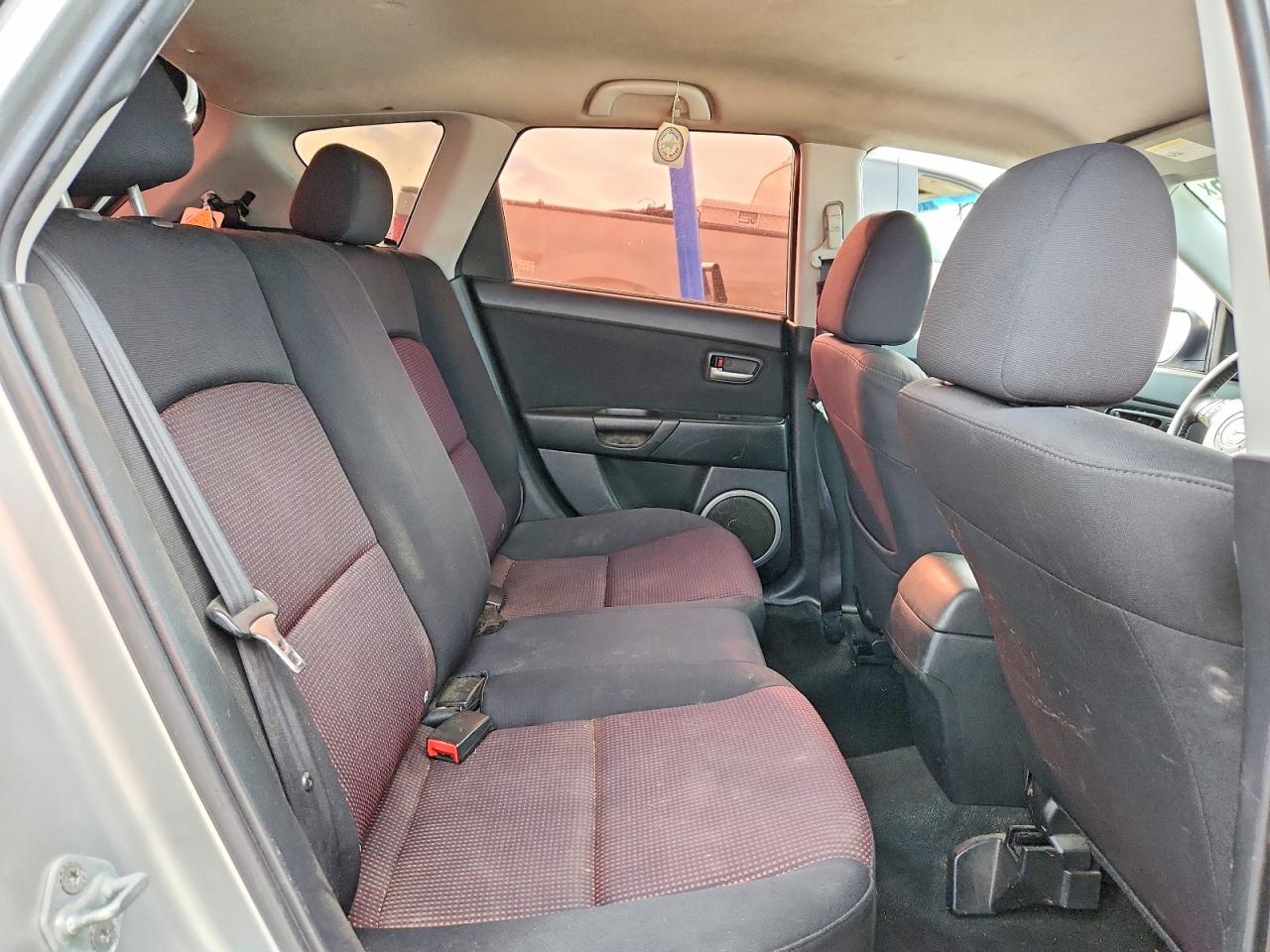 2006 MAZDA 3 HATCHBACK photo 19