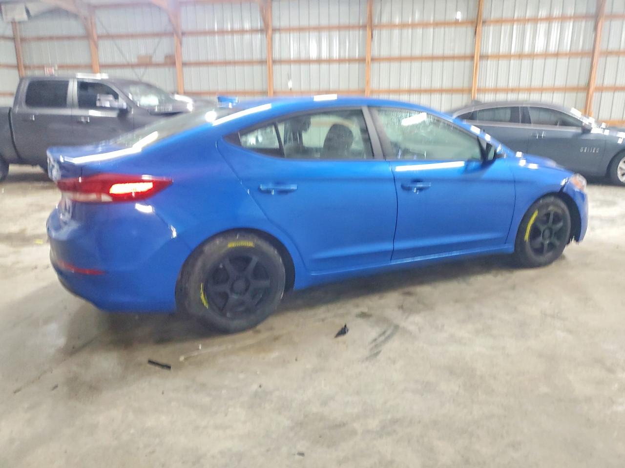 2017 HYUNDAI ELANTRA SE photo 3