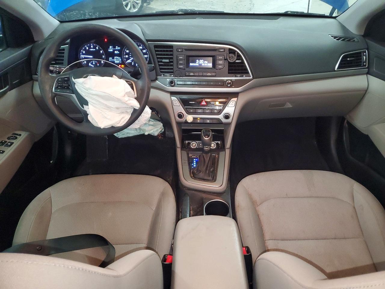 2017 HYUNDAI ELANTRA SE photo 8