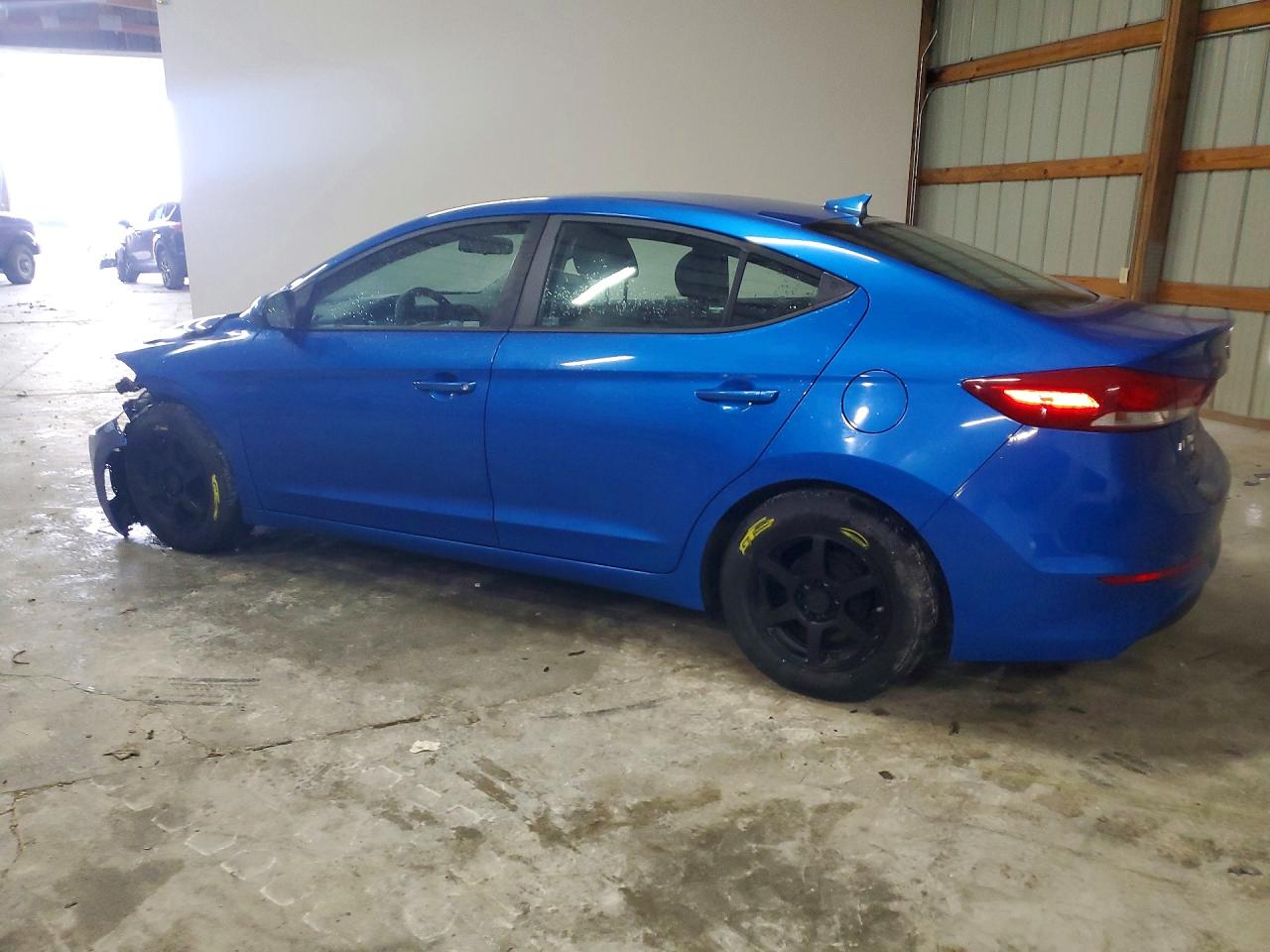 2017 HYUNDAI ELANTRA SE photo 2