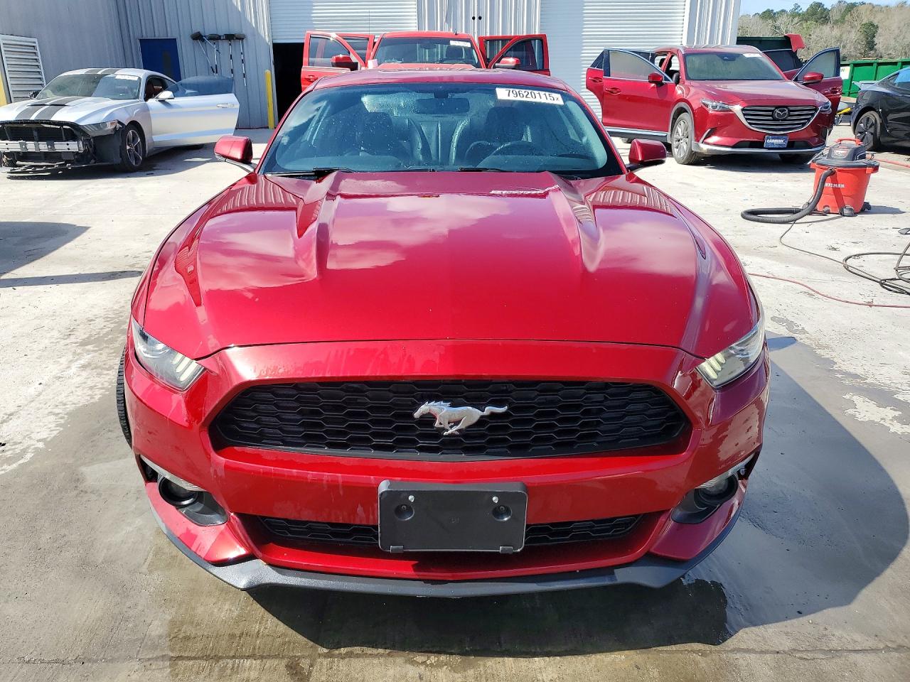 2017 FORD MUSTANG photo 13