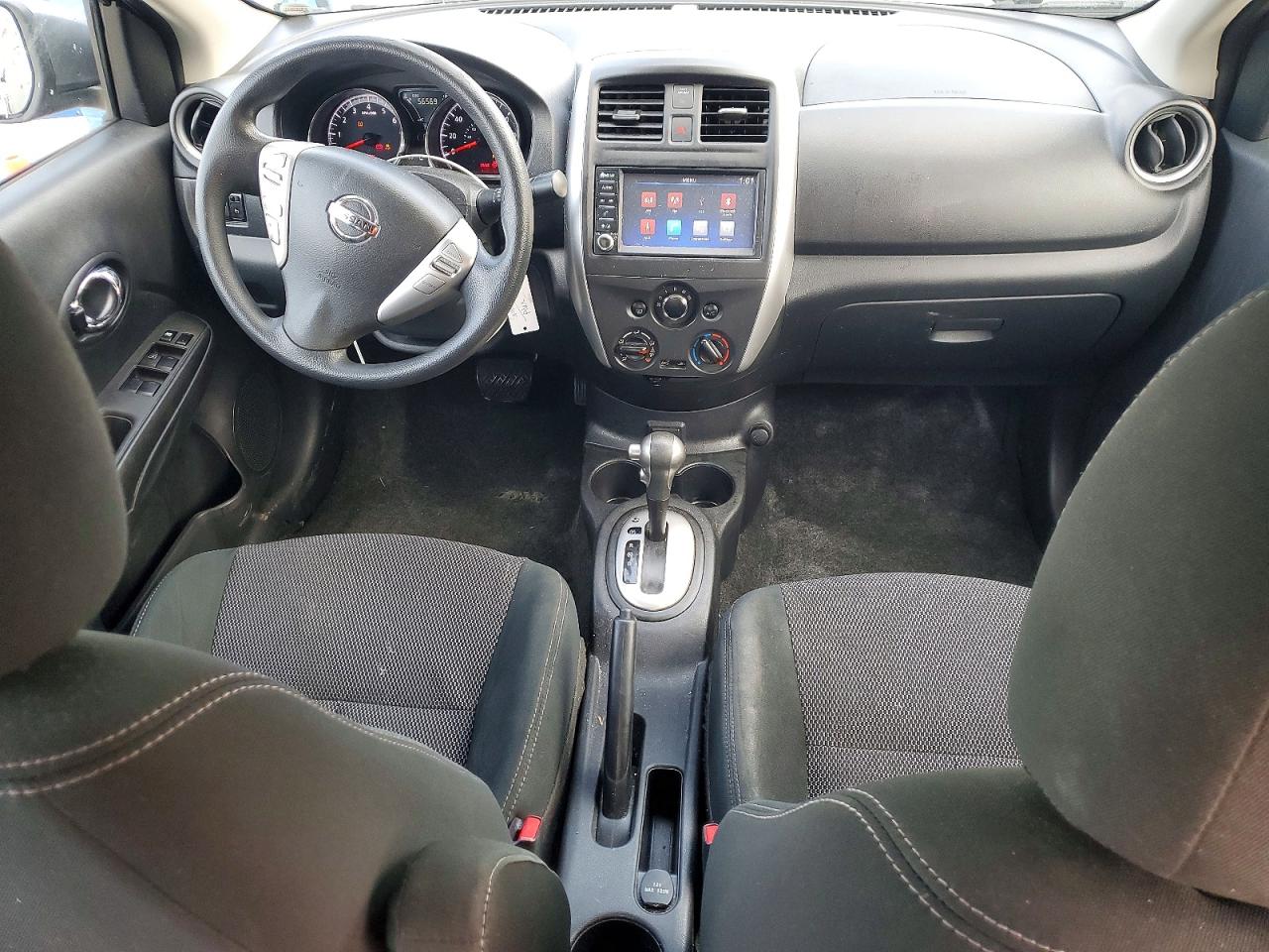 2019 NISSAN VERSA SV photo 15