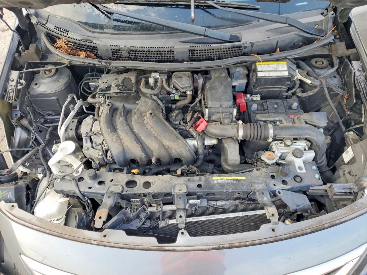 2019 NISSAN VERSA SV photo 21