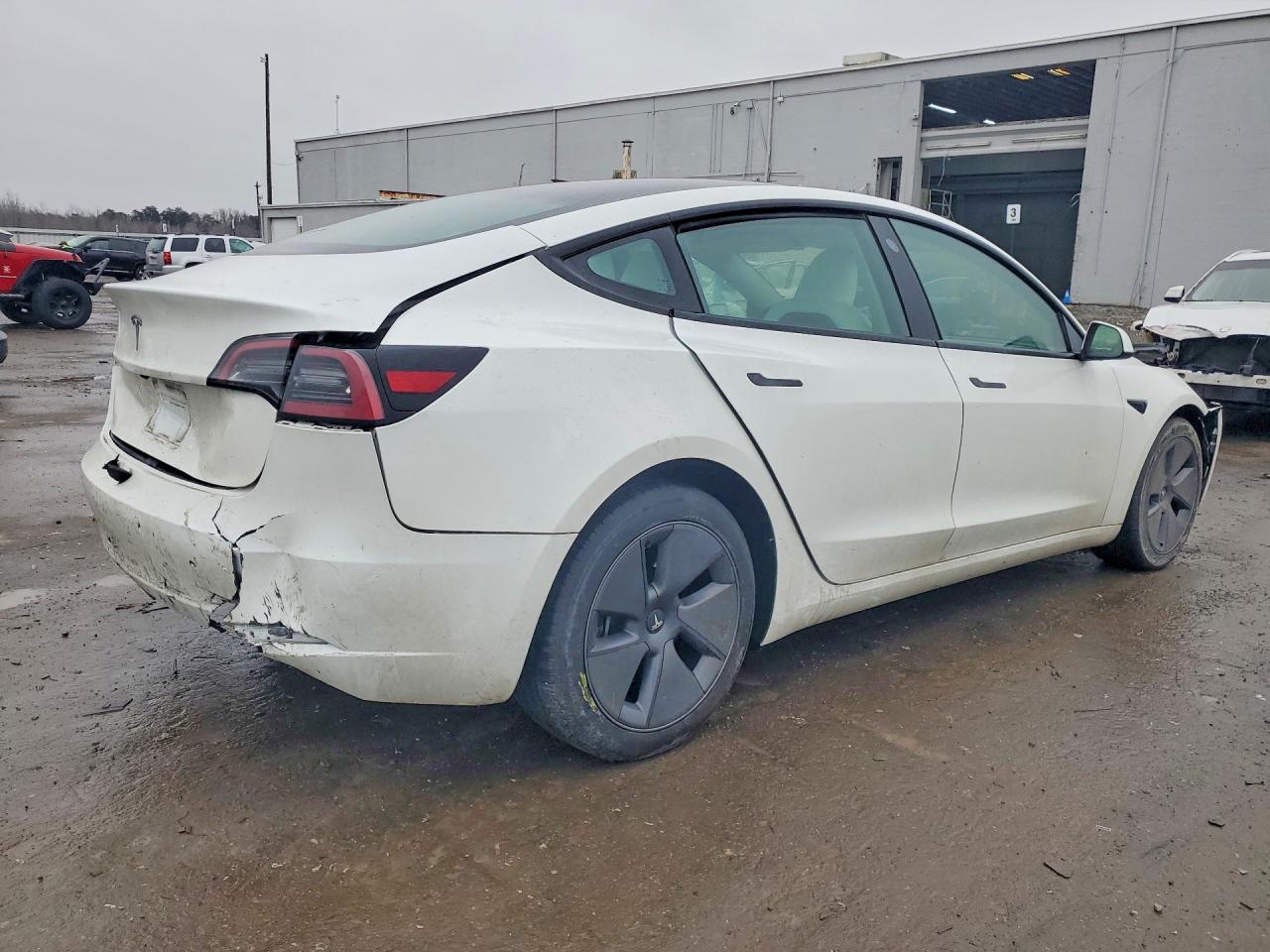 2023 TESLA MODEL 3 photo 5
