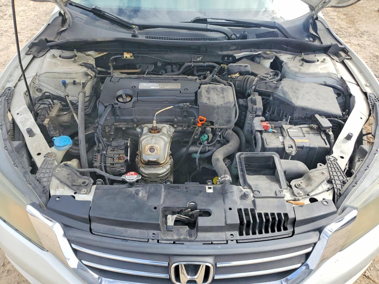 2014 HONDA ACCORD LX photo 31
