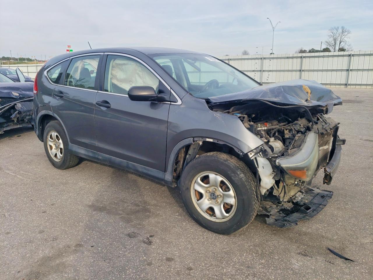 2014 HONDA CR-V LX photo 4