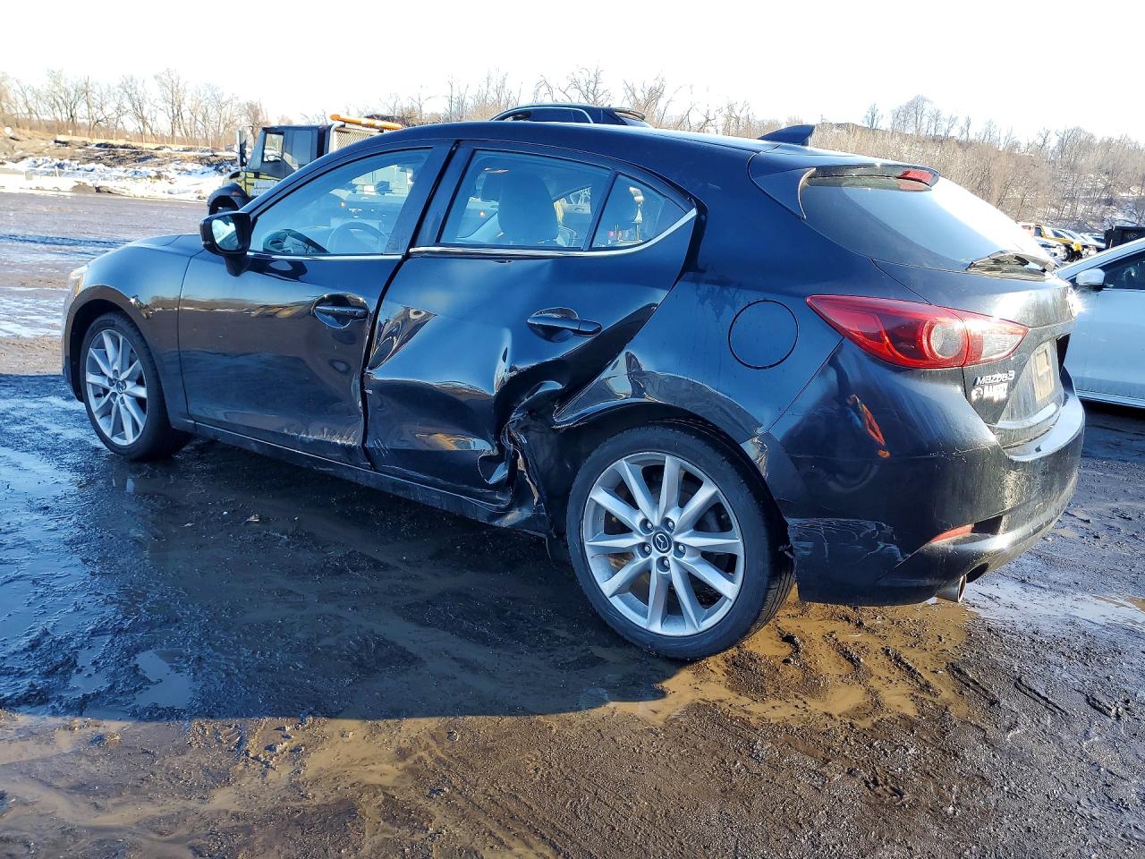 2017 MAZDA 3 GRAND TOURING photo 4