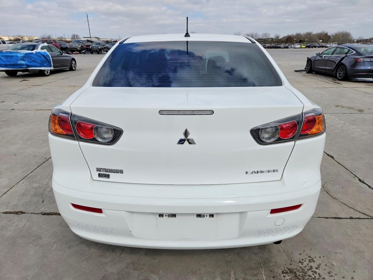 2012 MITSUBISHI LANCER SE photo 11