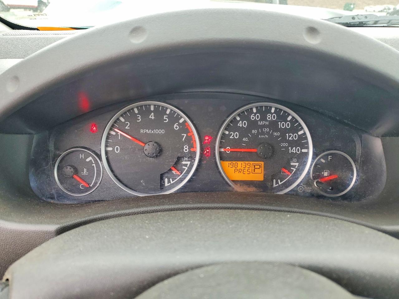 2012 NISSAN PATHFINDER S photo 25