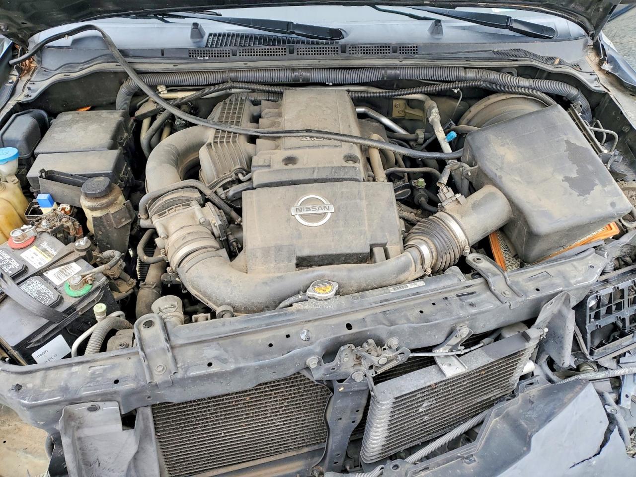2012 NISSAN PATHFINDER S photo 34