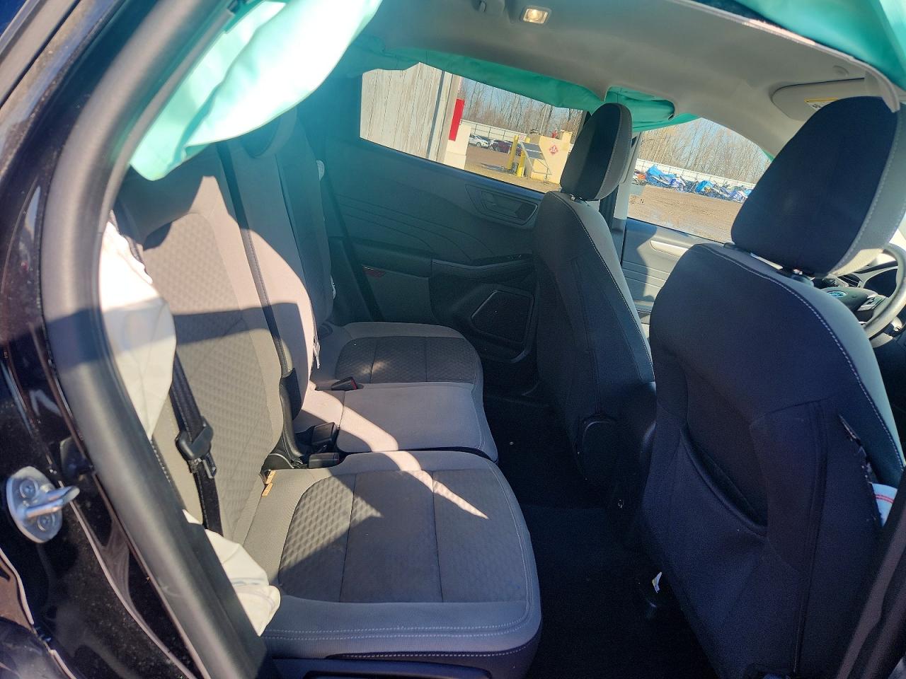 2022 FORD ESCAPE SE photo 31
