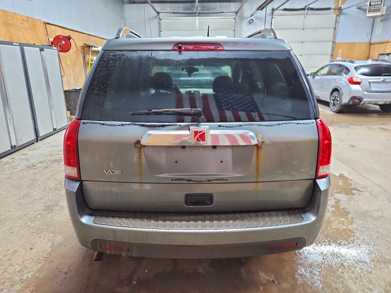 2006 SATURN VUE photo 11