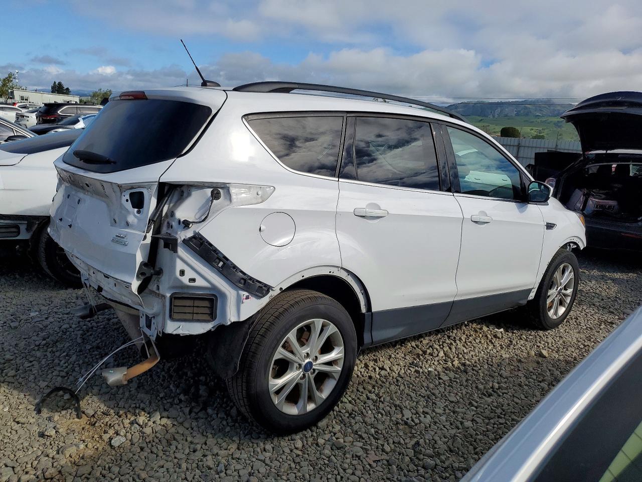 2018 FORD ESCAPE SE photo 7