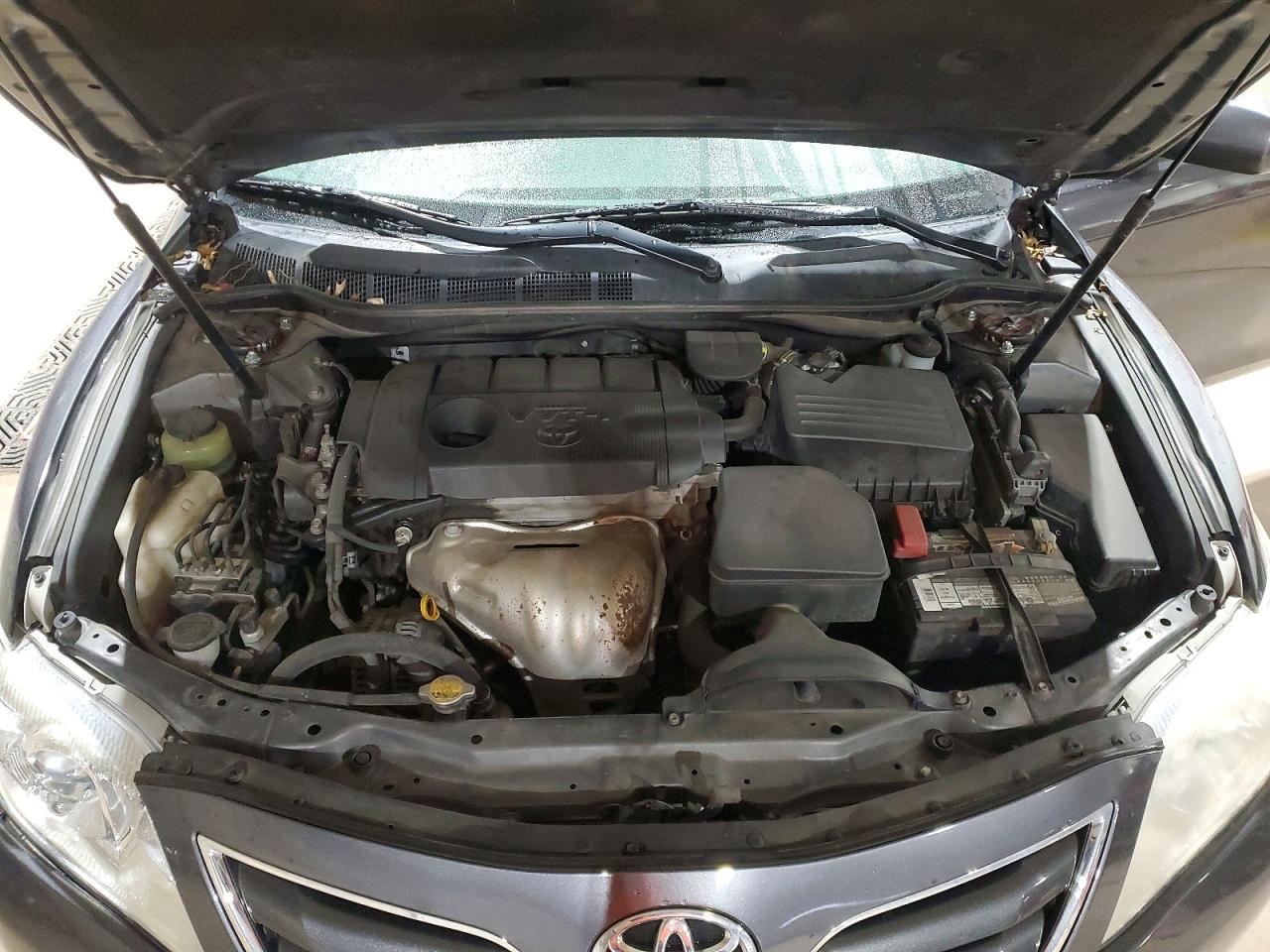 2011 TOYOTA CAMRY LE photo 21