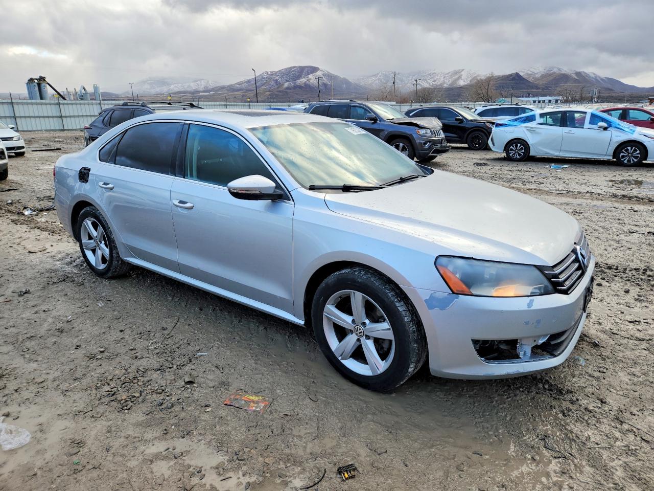 2012 VOLKSWAGEN PASSAT photo 7
