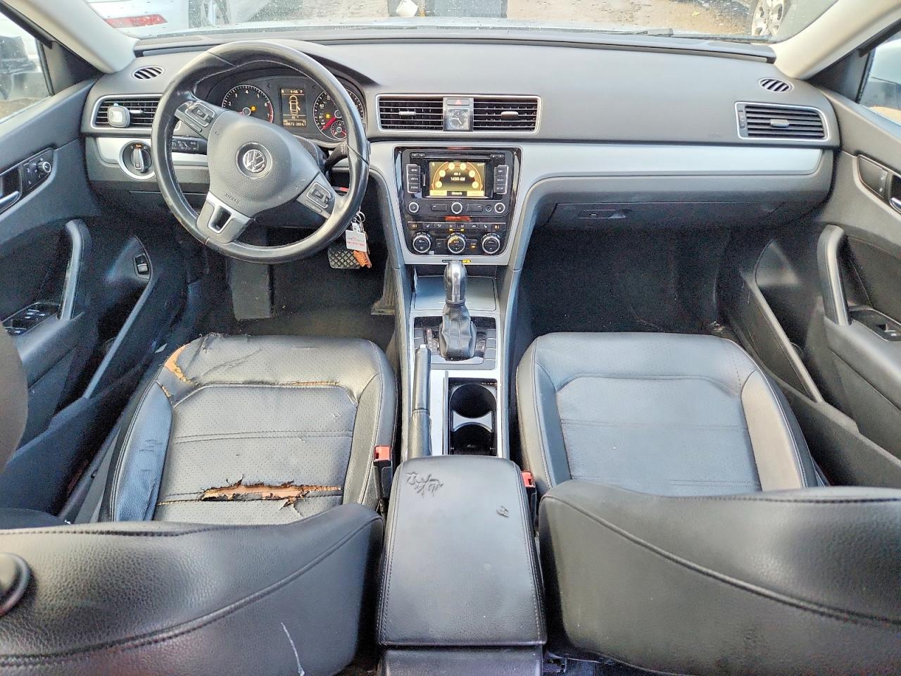 2012 VOLKSWAGEN PASSAT photo 15