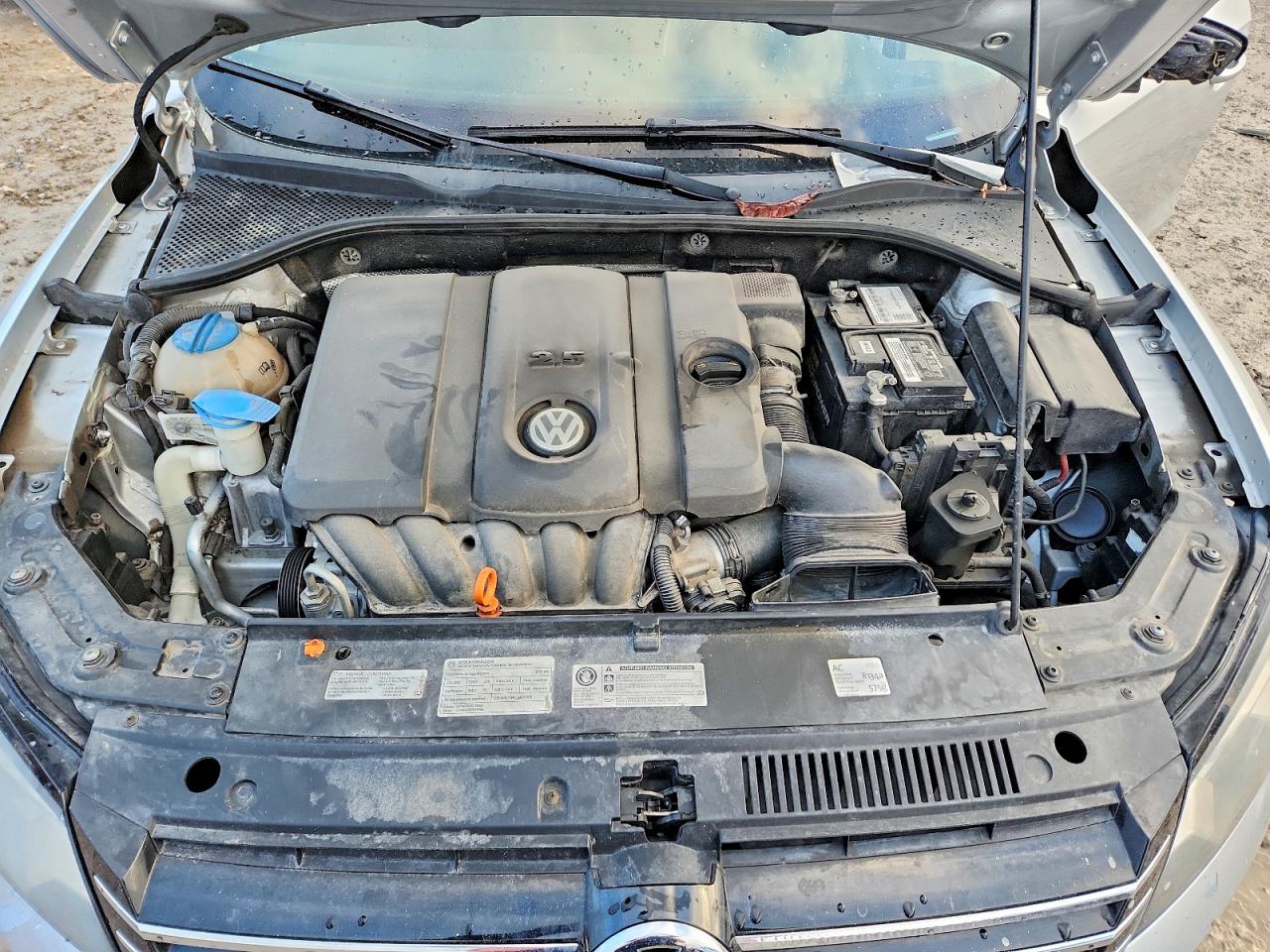 2012 VOLKSWAGEN PASSAT photo 21