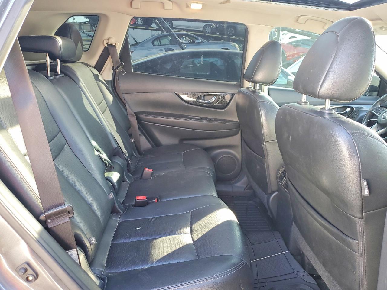 2017 NISSAN ROGUE SL photo 19