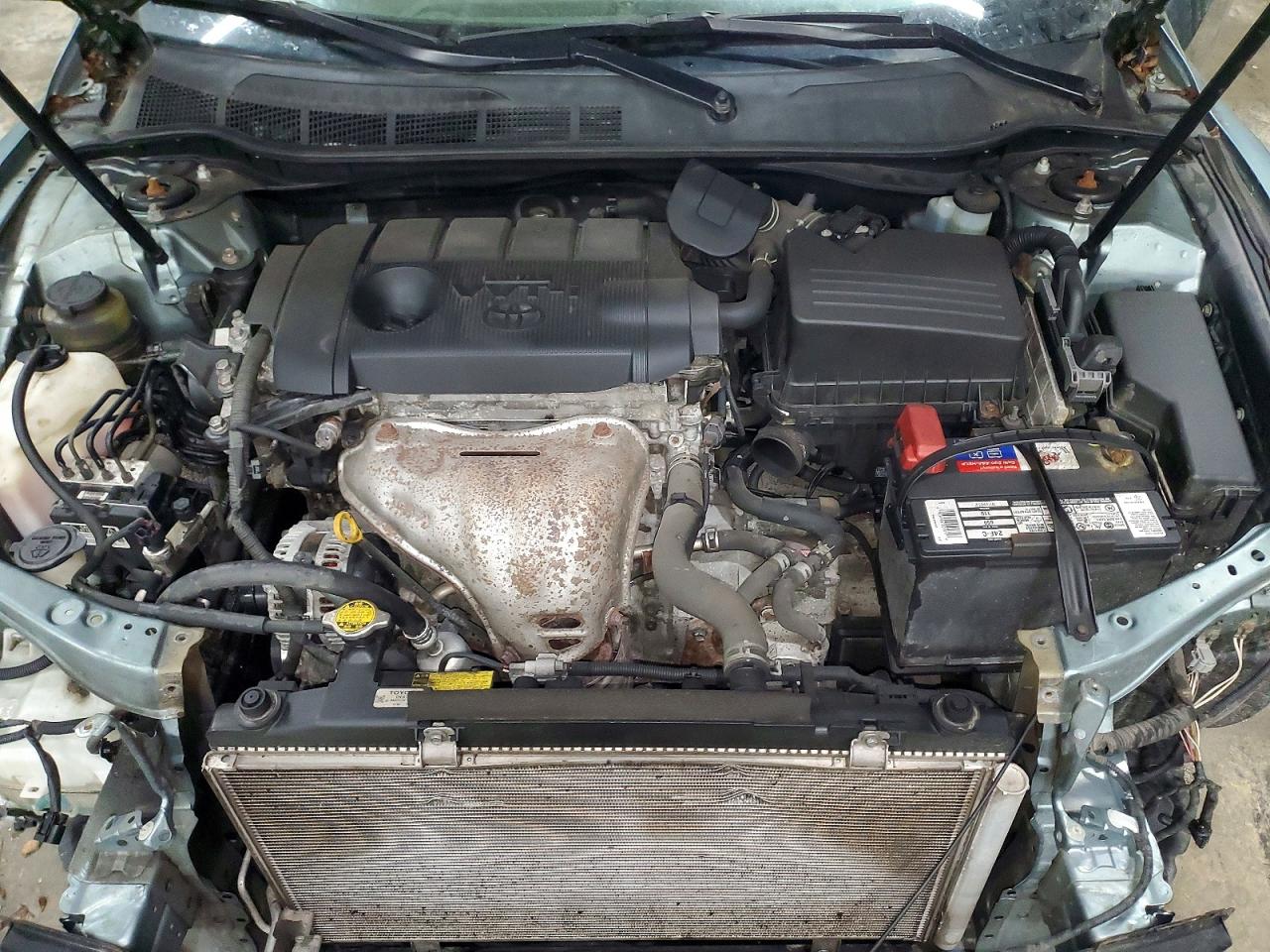 2011 TOYOTA CAMRY LE photo 11
