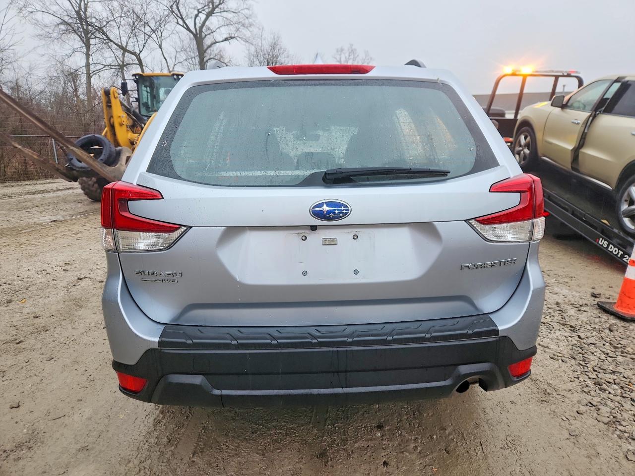 2020 SUBARU FORESTER photo 6