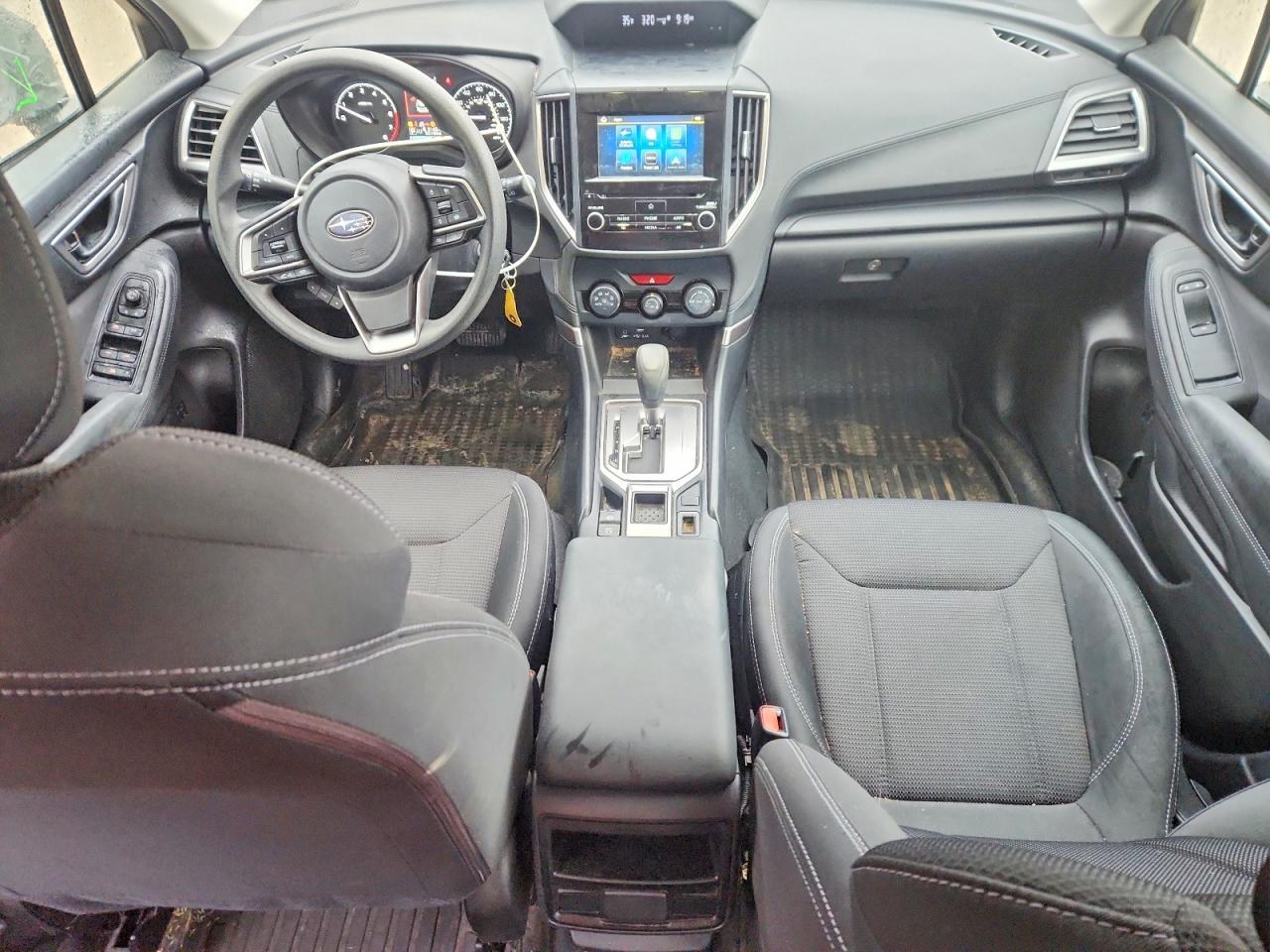 2020 SUBARU FORESTER photo 8