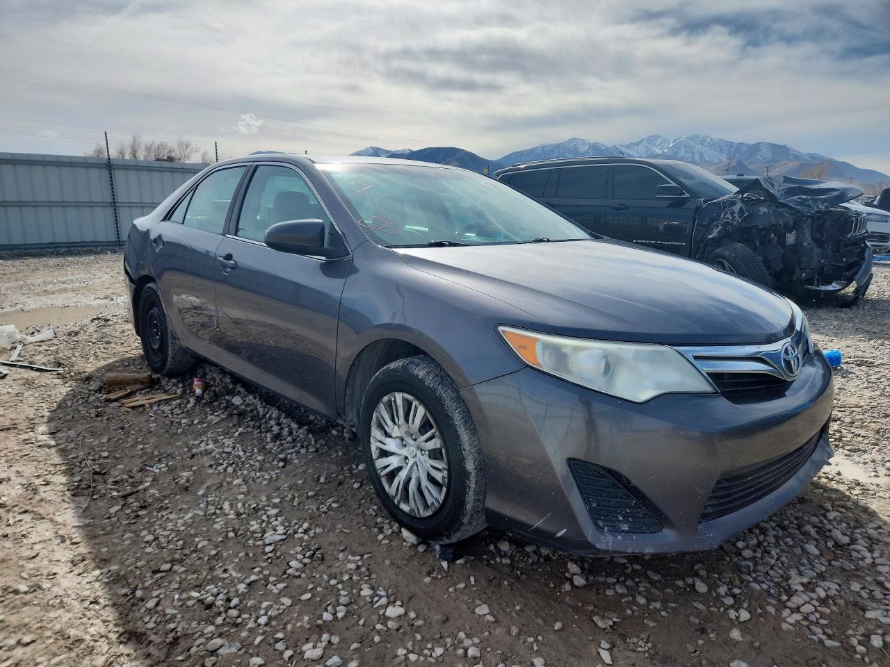 2014 TOYOTA CAMRY LE photo 7