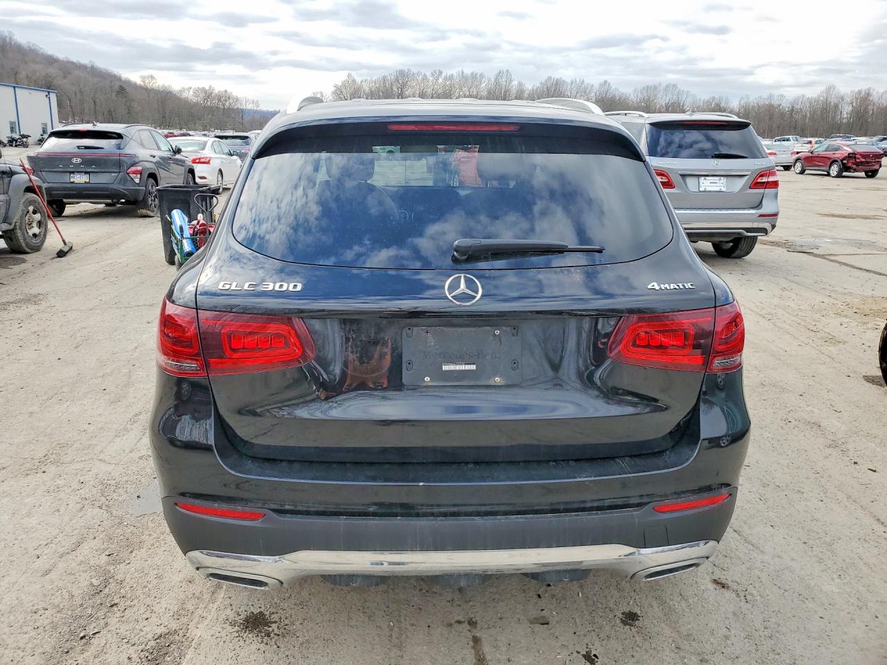 2020 MERCEDES-BENZ GLC 300 4MATIC photo 6