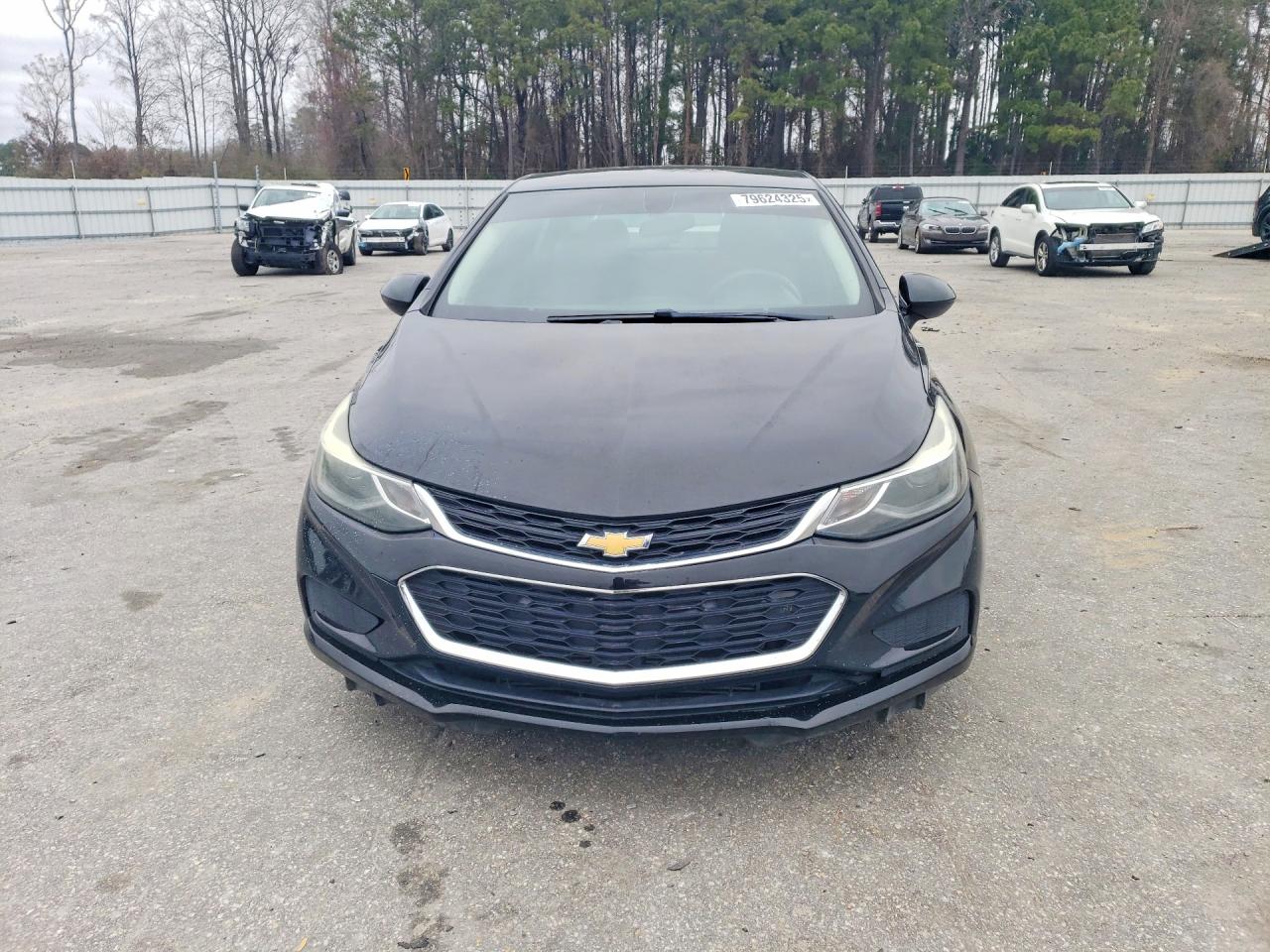 2017 CHEVROLET CRUZE LT photo 5