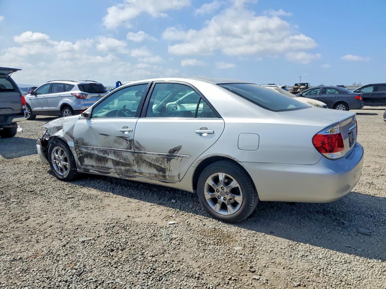 2006 TOYOTA CAMRY XLE photo 3