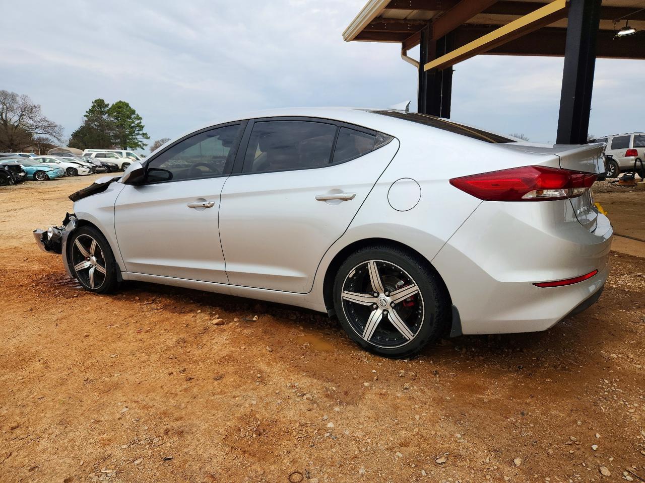 2018 HYUNDAI ELANTRA VALUE EDITION photo 2