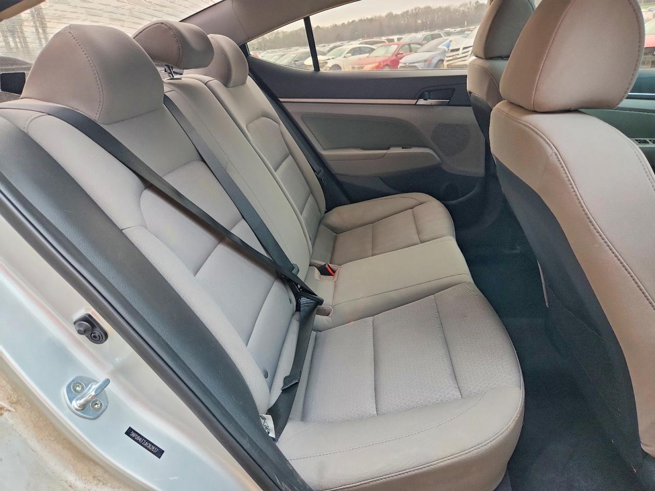 2018 HYUNDAI ELANTRA VALUE EDITION photo 10