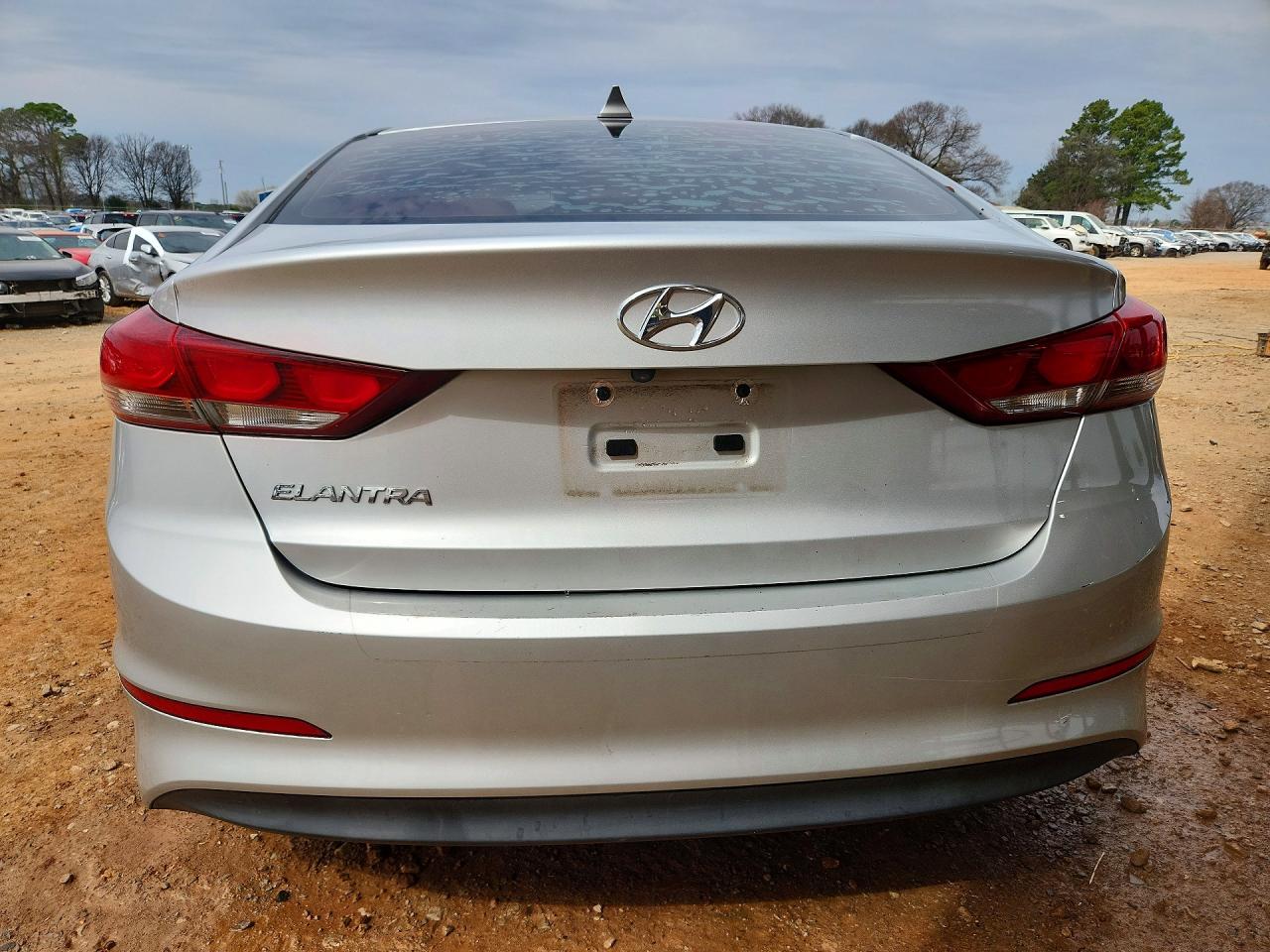 2018 HYUNDAI ELANTRA VALUE EDITION photo 6