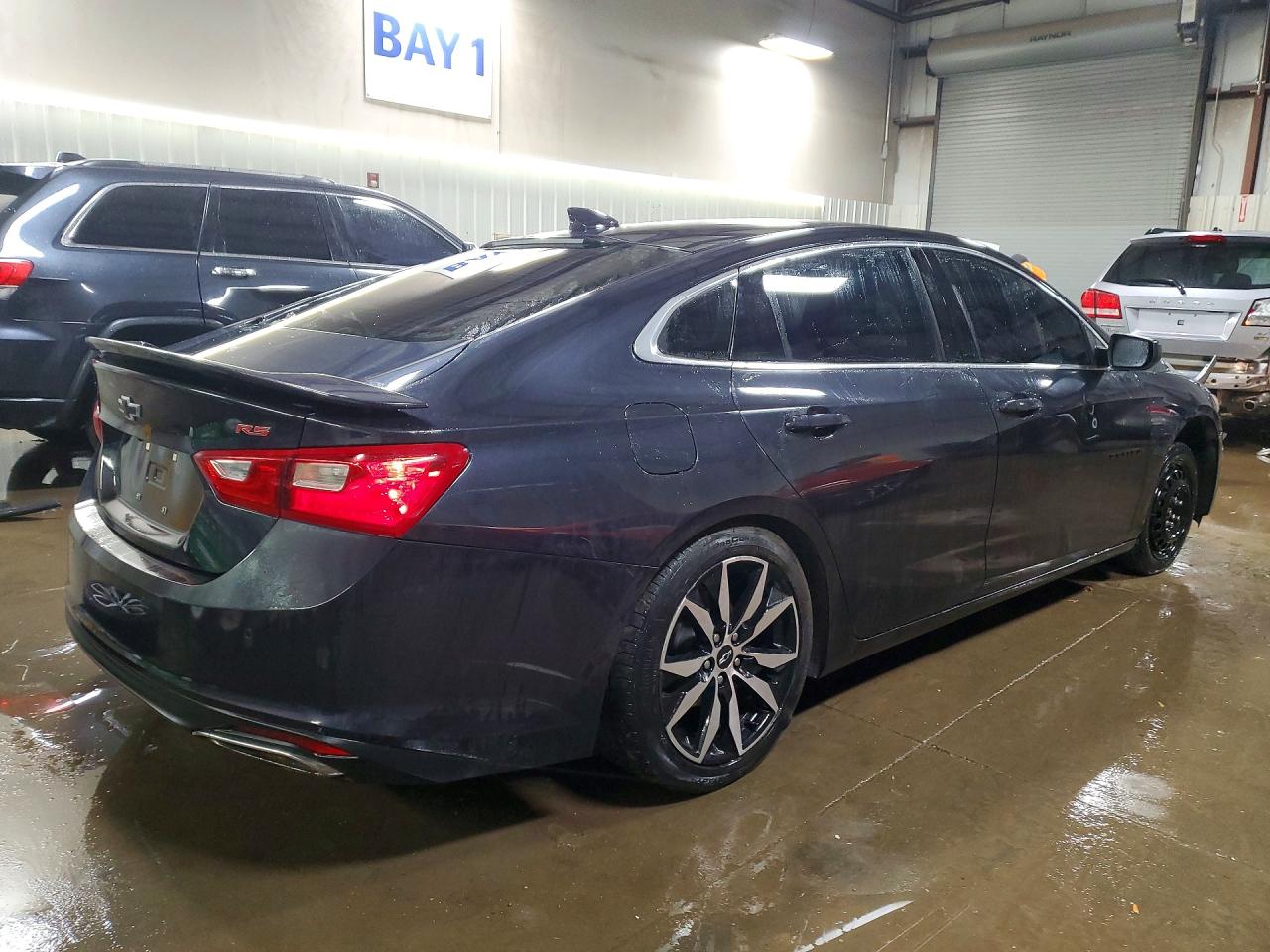 2022 CHEVROLET MALIBU RS photo 5