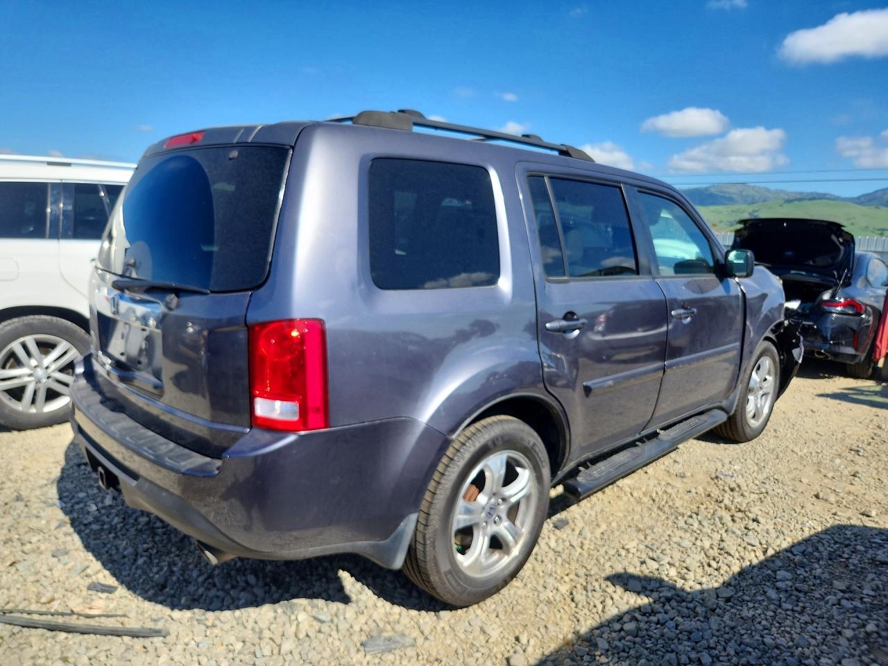 2015 HONDA PILOT EX photo 3