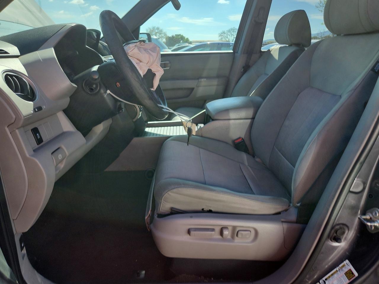 2015 HONDA PILOT EX photo 7