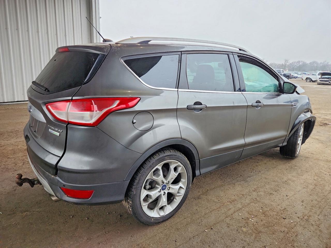 2016 FORD ESCAPE TITANIUM photo 3