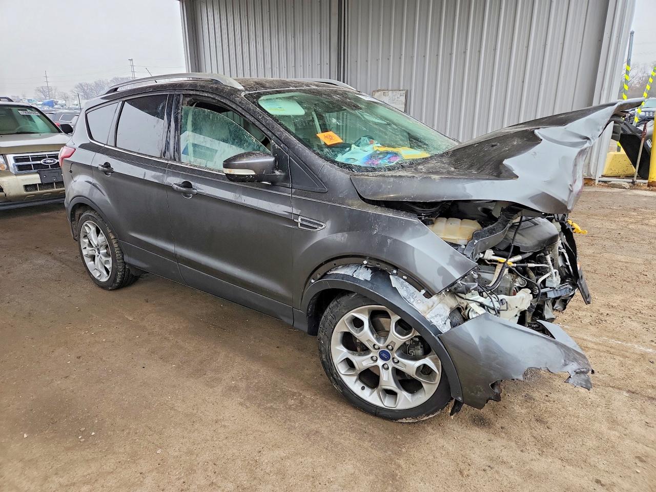 2016 FORD ESCAPE TITANIUM photo 4