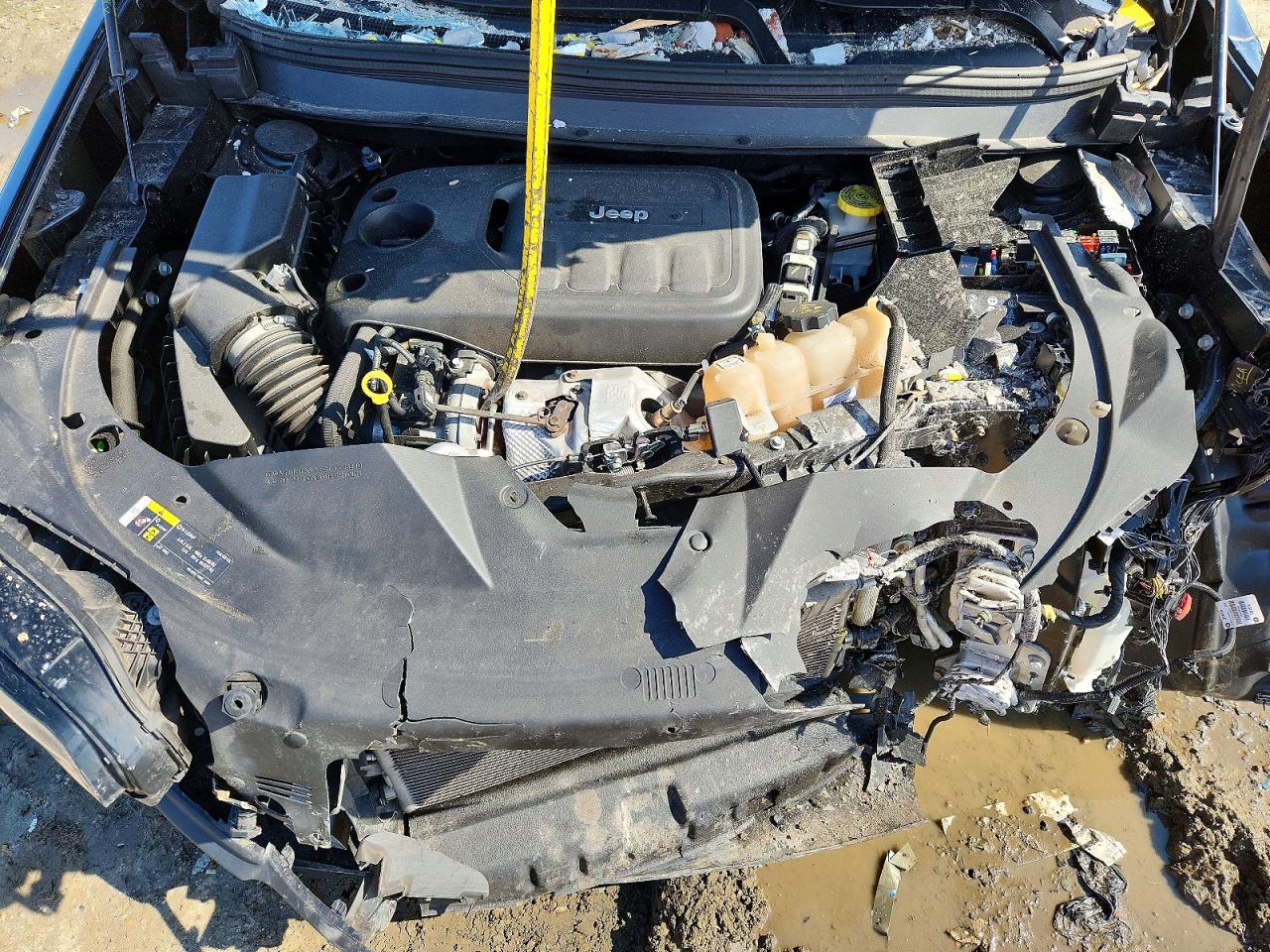 2019 JEEP CHEROKEE LIMITED photo 12