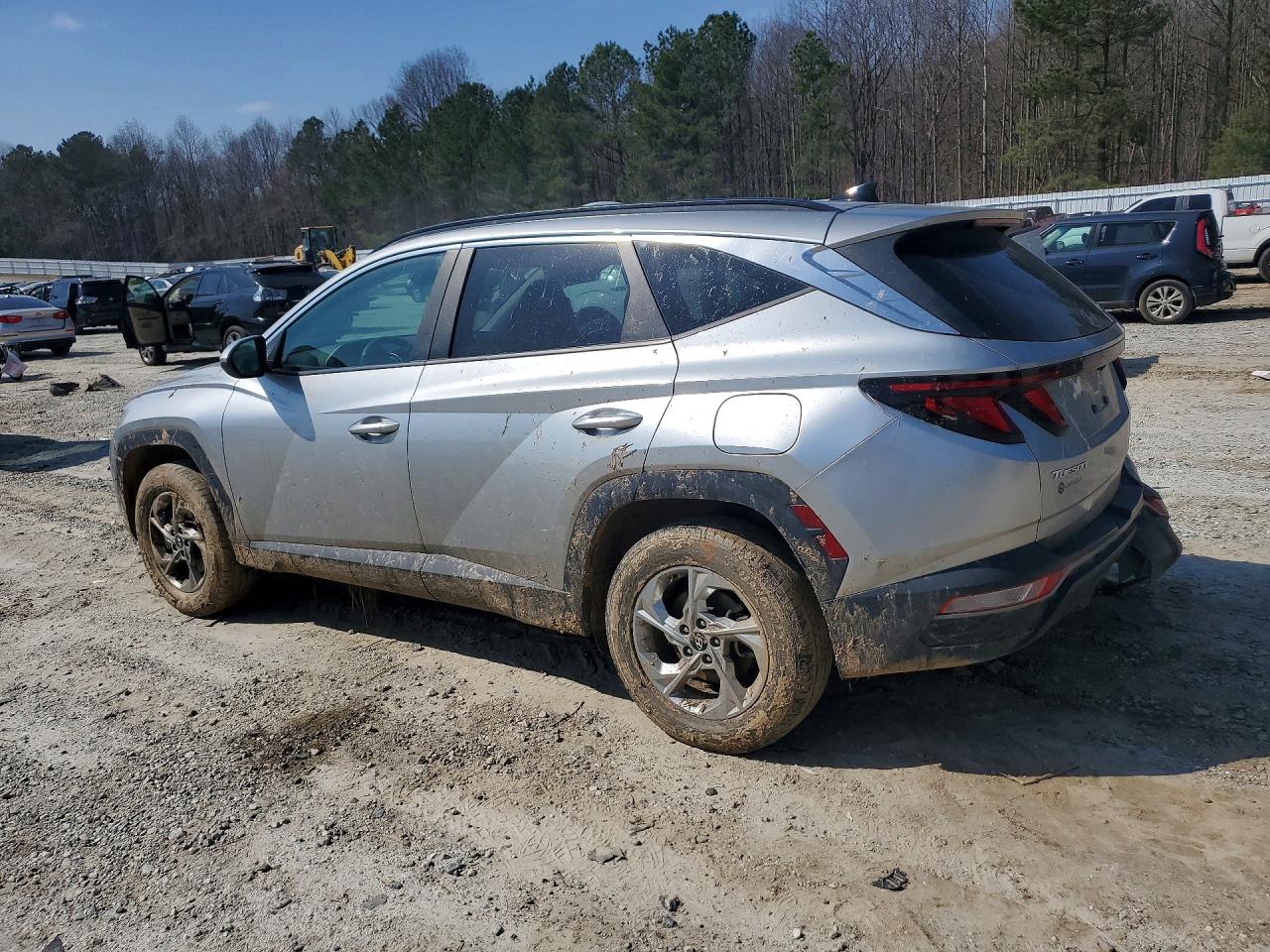 2024 HYUNDAI TUCSON SEL photo 3
