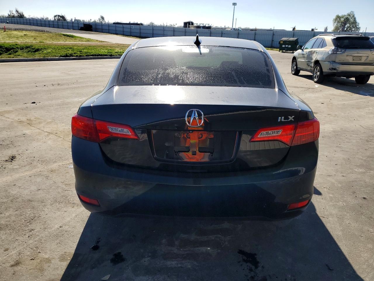 2015 ACURA ILX 20 photo 11