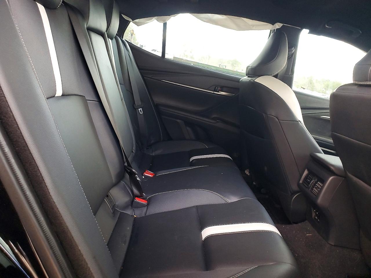 2025 TOYOTA CAMRY SE photo 19