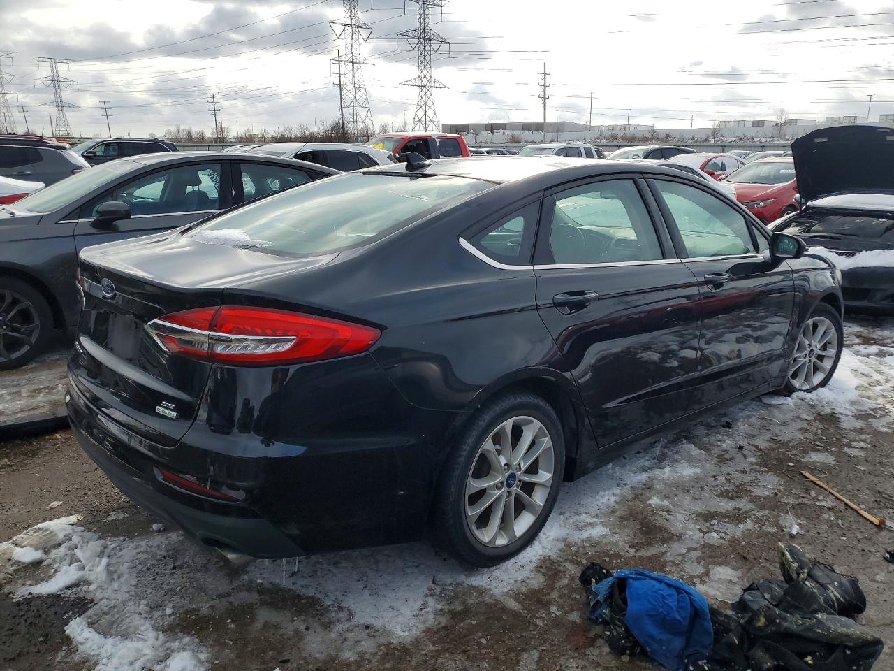 2019 FORD FUSION SE photo 3