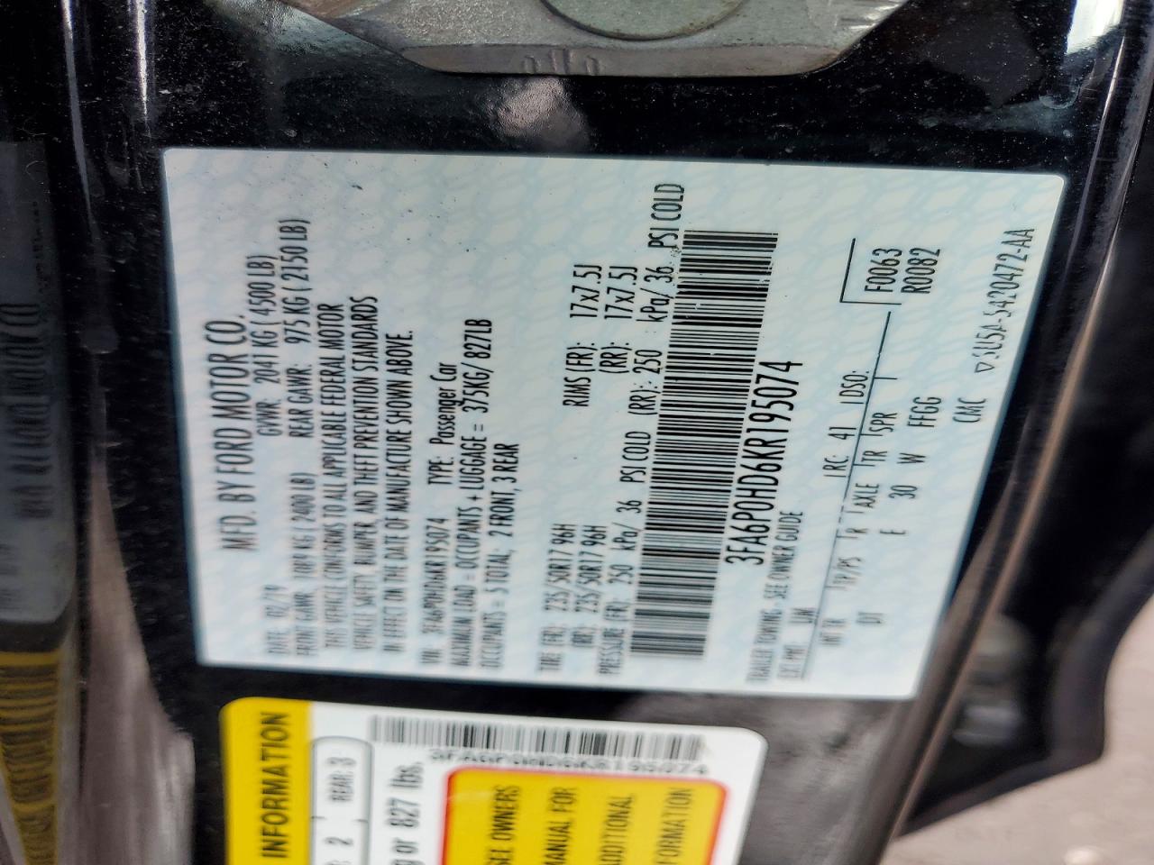 2019 FORD FUSION SE photo 12