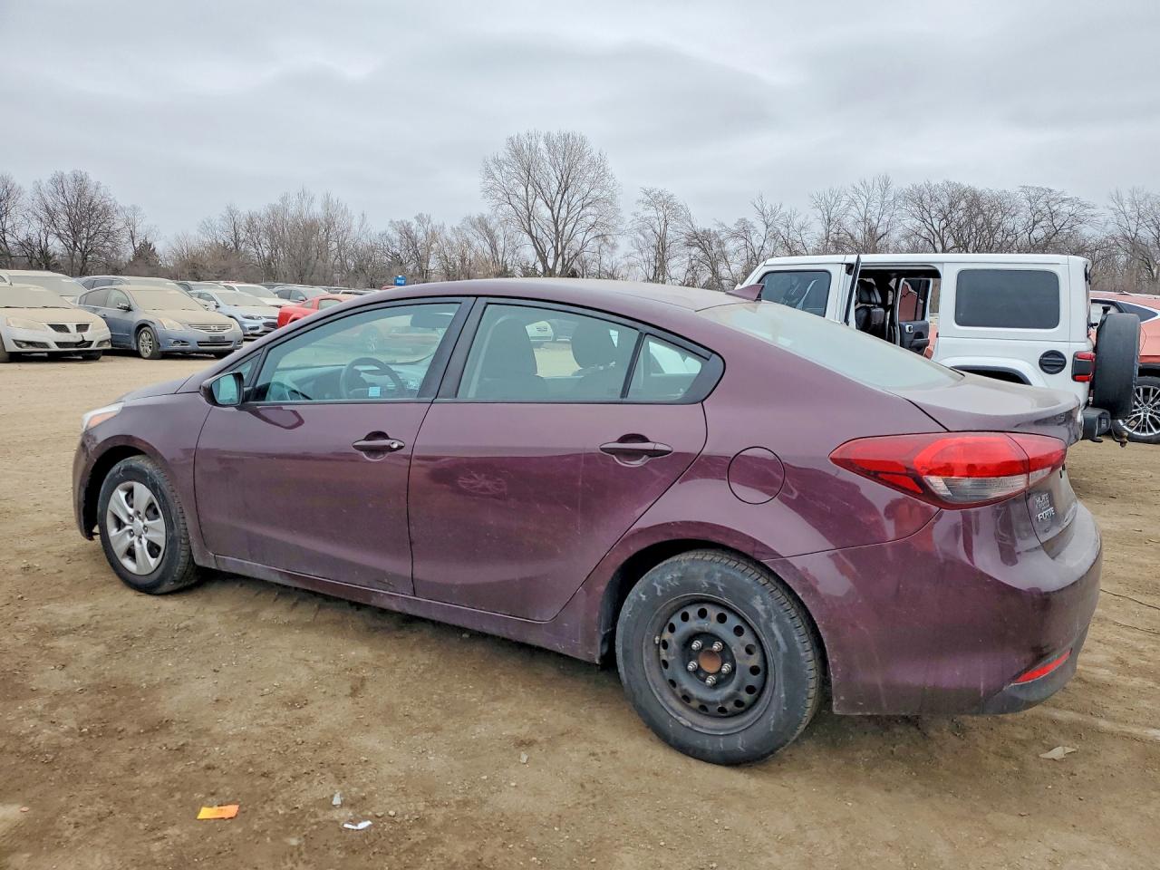 2017 KIA FORTE LX photo 3