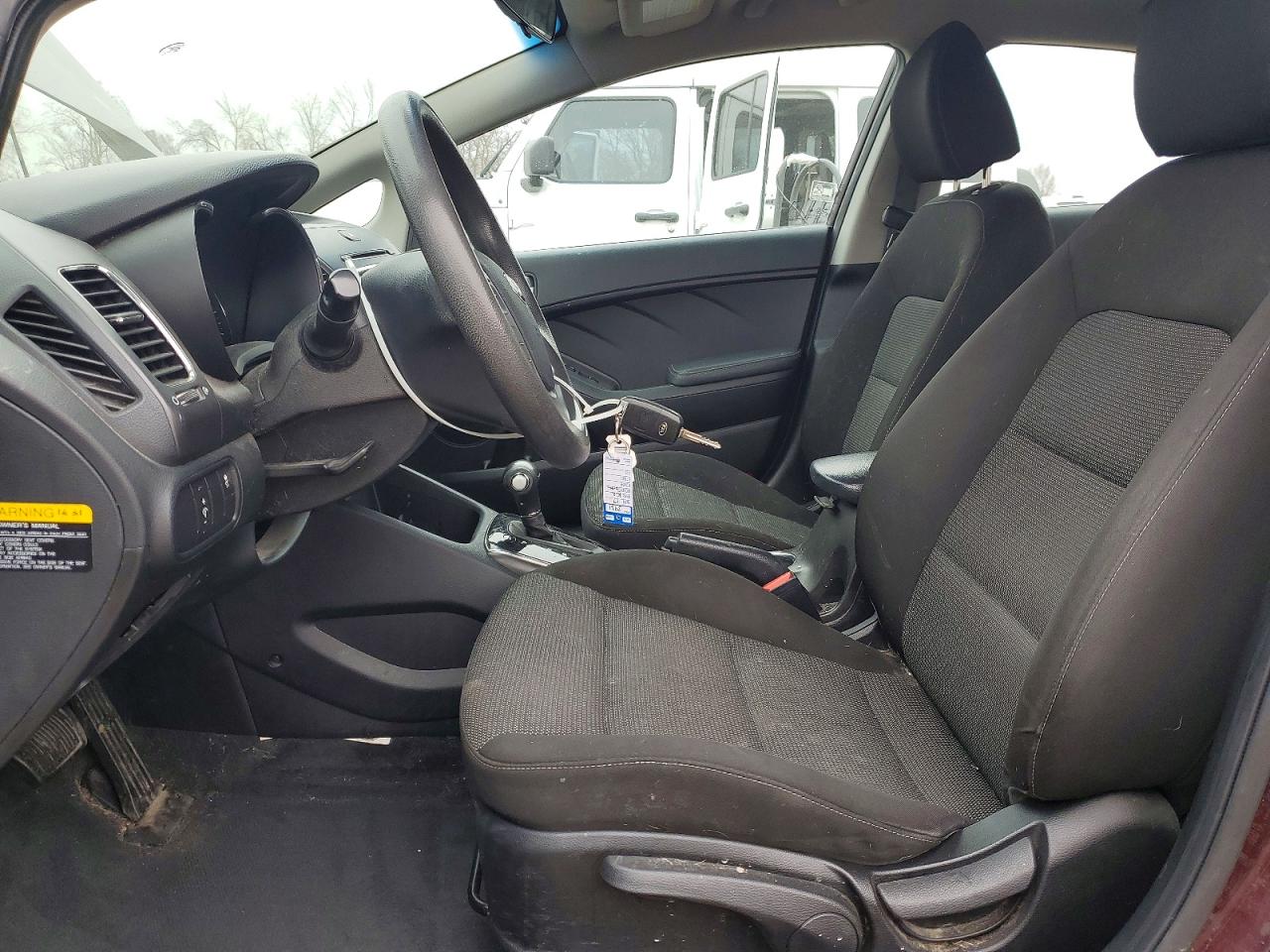 2017 KIA FORTE LX photo 13